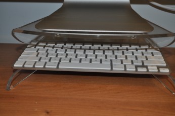 iMac_on_Riser_keyboard_front