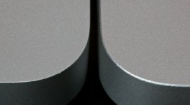 macbook-pro-sharp-vs-round-edges.jpg